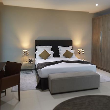 Elbo Suites Браззавиль Экстерьер фото